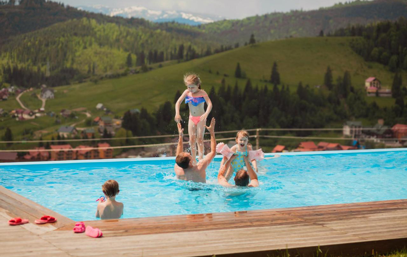 Лучшие времена – впереди. Что происходит с туризмом в Украине во время войны